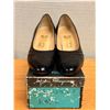 Image 1 : Used Ferragamo Black Leather Pumps, Size 10B