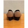 Image 3 : Used Ferragamo Beige & Black Vara Bow Flats, Size 9B
