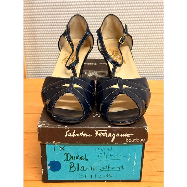 Used Ferragamo Navy Cutout Slingback Shoes w/ Heels, Size 10B