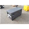 Image 3 : job site tool box