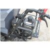 Image 5 : 4.4 cu ft gas powered wheel barrow