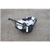 Image 3 : 15 gal trail lawn sprayer