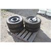 Image 1 : 4 Blizzak 215/55R17 -17" 5 bolt rims with winter tires