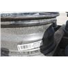 Image 4 : 4- 17" 5 bolt winter rims - no tires