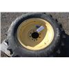 Image 4 : 1 Titan 12.4-24 tire on rim