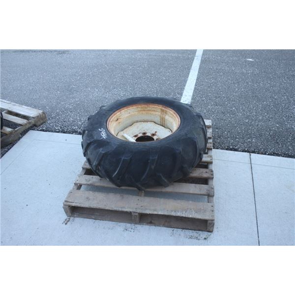 1 Firestone 12.5-20 tire on rim