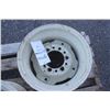 Image 4 : 2-15" implement rims