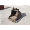 Image 2 : Diesel 30" tooth bucket