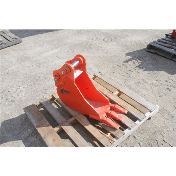 AMI 10" tooth bucket, made in Canada
