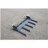 Image 2 : 54" clamp on debris fork