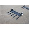 Image 2 : 54" clamp on debris fork
