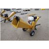 Image 3 : wood chipper, trailer mounted, Honda gas engine