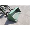 Image 5 : JD 240 SL quick tach loader, subframe, bucket