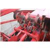 Image 11 : New Holland 273 small square baler, made in the USA