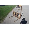 Image 2 : Frey 2 prong bale spear, Frey QT, made in Canada