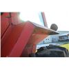 Image 17 : MF 1085 2wd tractor, cab, 18.4x34, made in USA