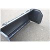 Image 5 : 6' snow pusher, skidsteer coupler