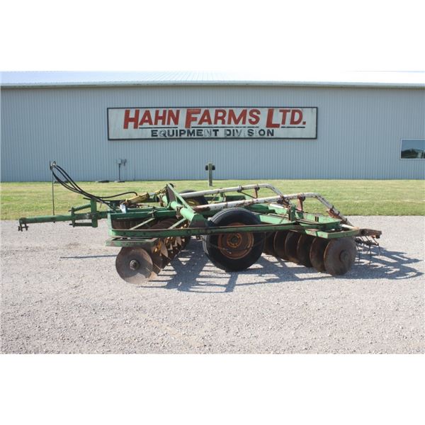 JD AW 12' wheel disc, Midwest harrow, scrapers