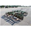 Image 6 : JD AW 12' wheel disc, Midwest harrow, scrapers