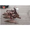 Image 7 : MF 62 3 furrow, 3pth plow, made in Canada