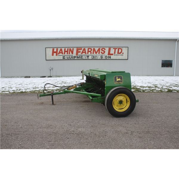 JD 450 21 run seed drill, grass box, made in USA