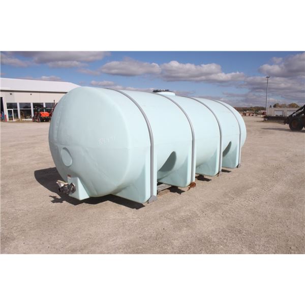 Ellitical 4000 gallon poly tank