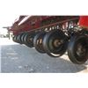 Image 16 : CIH 5100 21 run seed drill, grass box, made in USA