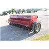 Image 6 : CIH 5100 21 run seed drill, grass box, made in USA