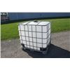 Image 1 : 1000 litre plastic tote in steel cage