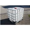 Image 3 : 1000 litre plastic tote in steel cage