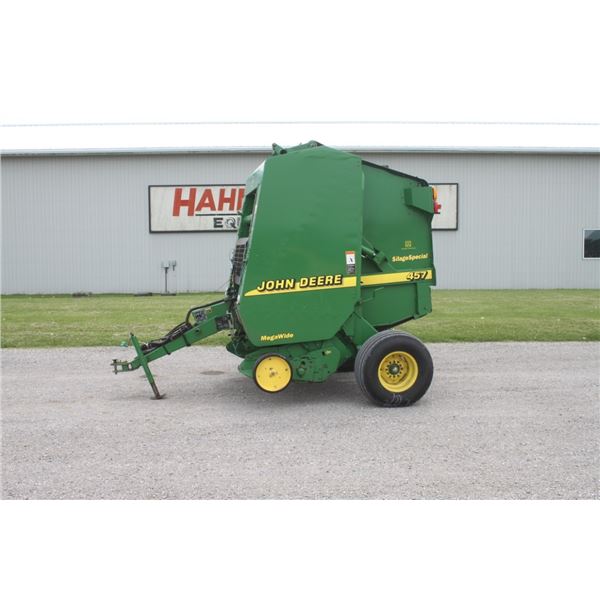 JD 457 silage special round baler, twine made in USA