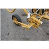 Image 14 : Vermeer WR20 hydraulic folding 8 wheel hay rake