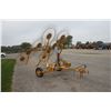 Image 3 : Vermeer WR20 hydraulic folding 8 wheel hay rake