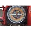 Image 18 : IH 806 diesel 2wd tractor, 8192 hours, made in USA