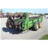 Image 5 : JD 680 tandem axle manure spreader, made in USA