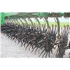 Image 7 : JD 400 15' rotary hoe, 3pth, made in USA