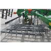 Image 12 : JD 2210 27' cultivator, 5 bar spike harrow, made in USA