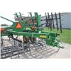 Image 9 : JD 2210 27' cultivator, 5 bar spike harrow, made in USA