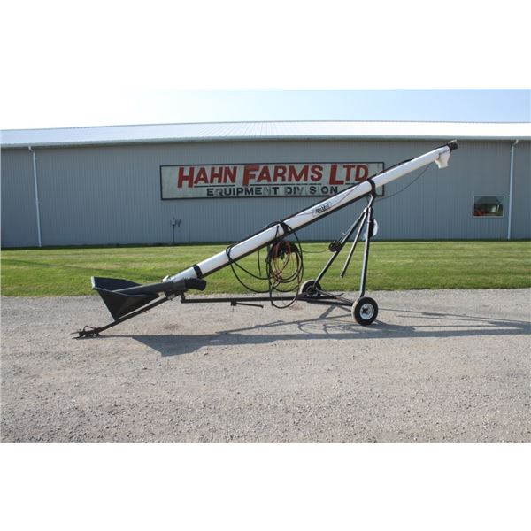 Market 16x7 hy drive poly seed auger on transport