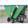 Image 7 : Fargo hydraulic side dump, forage wagon, made in USA