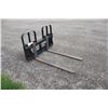 Image 2 : HLA 4200 lb pallet forks, Euro coupler, 48" tines