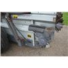 Image 10 : New Idea 3639 tandem axle manure spreader