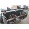Image 9 : New Idea 3639 tandem axle manure spreader