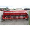 Image 6 : IH 5100 16 run seed drill, made in USA