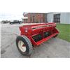 Image 7 : IH 5100 16 run seed drill, made in USA