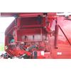 Image 15 : New Holland BR740 round baler, made in USA