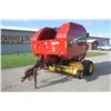 Image 2 : New Holland BR740 round baler, made in USA