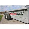 Image 10 : New Idea 3632 tandem axle manure spreader
