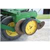 Image 11 : JD 7000 6 row planter, Kinze markers, dry fertilizer