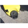 Image 16 : JD 7000 6 row planter, Kinze markers, dry fertilizer